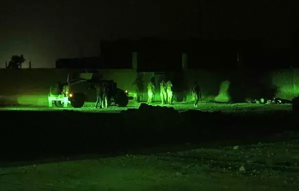 Fighters from the Syrian Democratic Forces conduct a security sweep in Deir Ezzor on September 1 as part of the recently concluded Operation Security Reinforcement. [Syrian Democratic Forces]