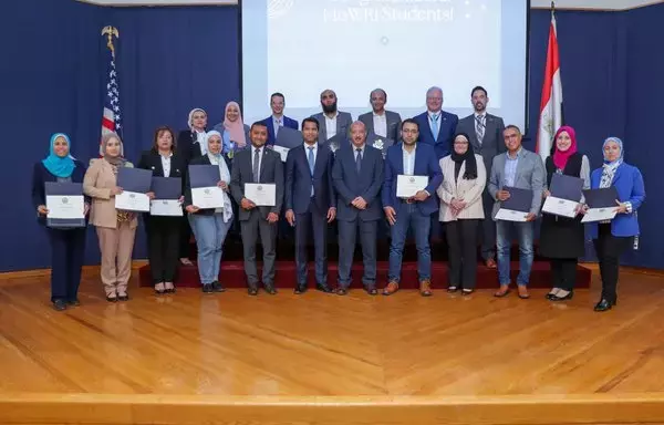 Graduates from a recent English training program that focused on strengthening the professional communication skills and communicative competencies of Egyptian Ministry of Water and Irrigation engineers. The program was a collaboration between the United States and Egypt. [US Embassy in Egypt]