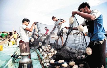 Yemeni fishermen lose livelihoods as Houthis attack Red Sea shipping