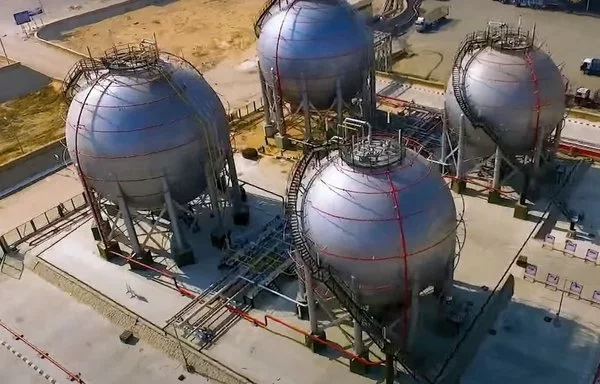 An Egyptian gas liquefaction plant is seen here in a screenshot taken from a video posted online on February 7. [Egyptian Ministry of Petroleum and Mineral Resources]