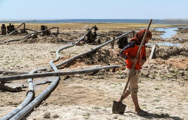 IRGC recruits Syrian youth to control Euphrates crossings, fight SDF