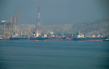 US tightens sanctions on Iranian oil smuggling network