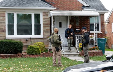 Online information flow dismantles terror cells