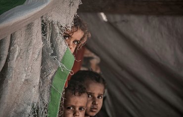 Hunger deepens in Yemen as Houthis target aid workers