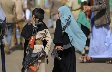 Houthis deny education to children, salaries to teachers