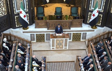Syria's new parliament convenes as ISIS collapses