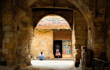 Set Zaynab struggles for economic survival under constant threats